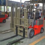 Xe nâng Forklift Vina-Forklift bảo hành tốt